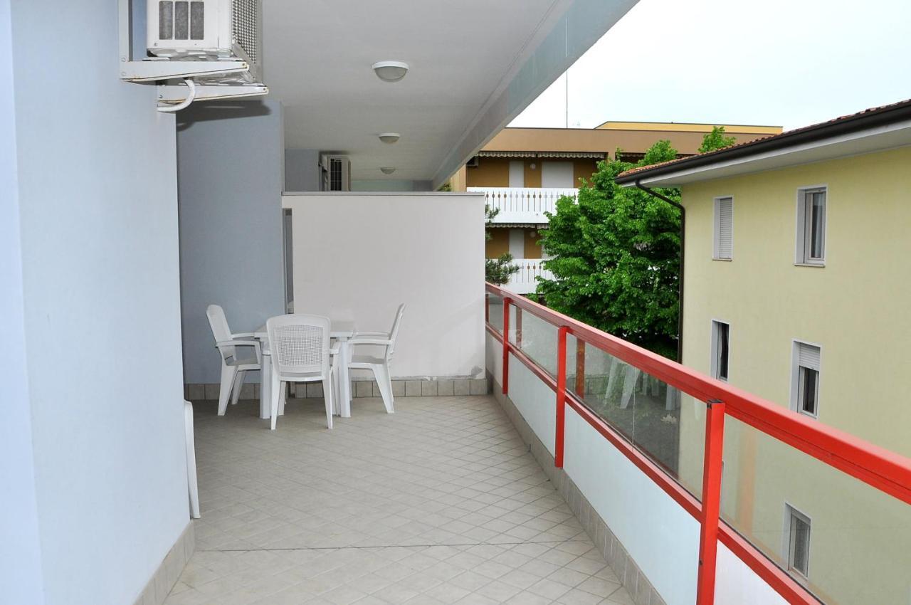 Condominio Tucano Bibione Exterior photo